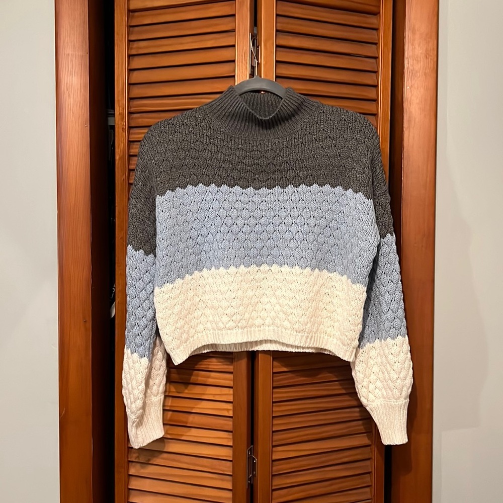 Cropped sweater, size large, by Pink Rose